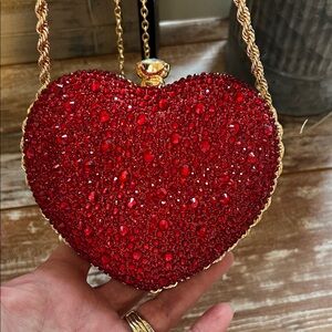 Red Heart-Shaped Glitter Clutch